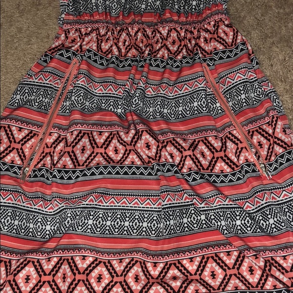 Dress - Picture 2 of 4